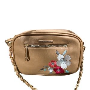 NWT rampage tan leather bag with flower embroidery good accents so cute